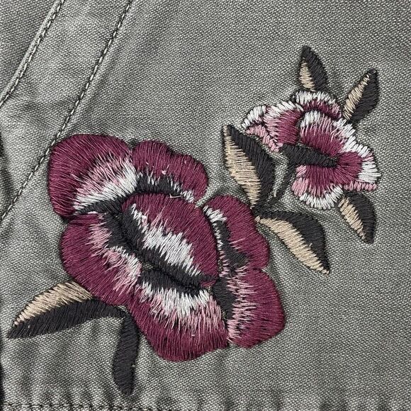 Abercrombie & Fitch Pants Womens 28‎ 6 Chino Green Floral Boyfriend Casual 28x27 - Picture 6 of 11